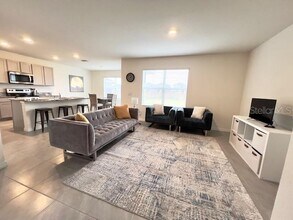 5801 Hollingworth Trl in Wesley Chapel, FL - Building Photo - Building Photo