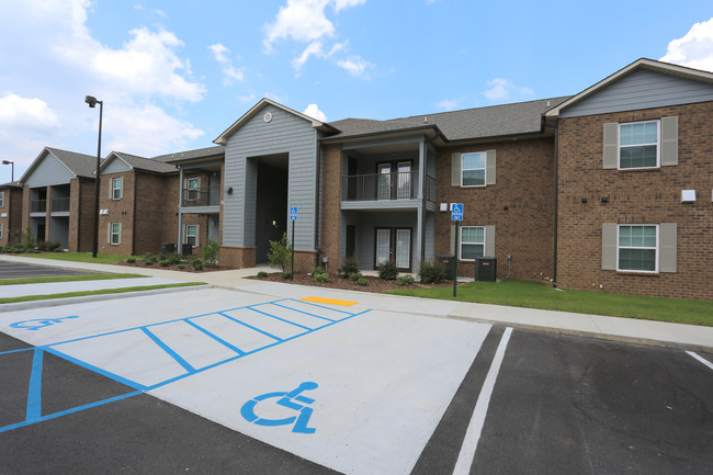 Mckay's Senior Gardens in Oneonta, AL - Foto de edificio - Building Photo