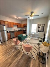 323 W 31st St in Savannah, GA - Building Photo - Building Photo