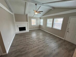 621 Asbury Park in Garland, TX - Building Photo - Building Photo