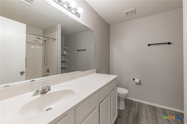 property at 105 Pullman Pl Blvd