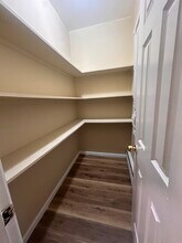 349 Blue Hills Ave, Unit 2 in Hartford, CT - Foto de edificio - Building Photo