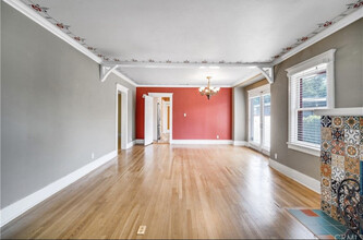 411 E Alvarado St in Pomona, CA - Building Photo - Building Photo