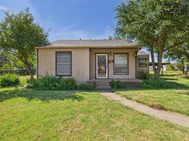 3100 Barrett Pl in Wichita Falls, TX - Building Photo