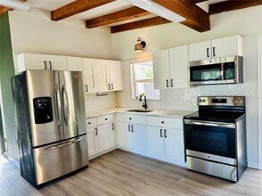 1139 51st Ave N in St. Petersburg, FL - Building Photo - Building Photo