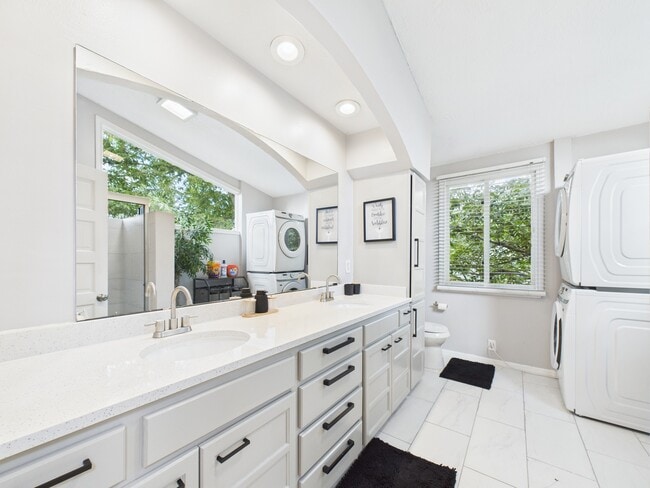 property at 3613 Audubon Pl