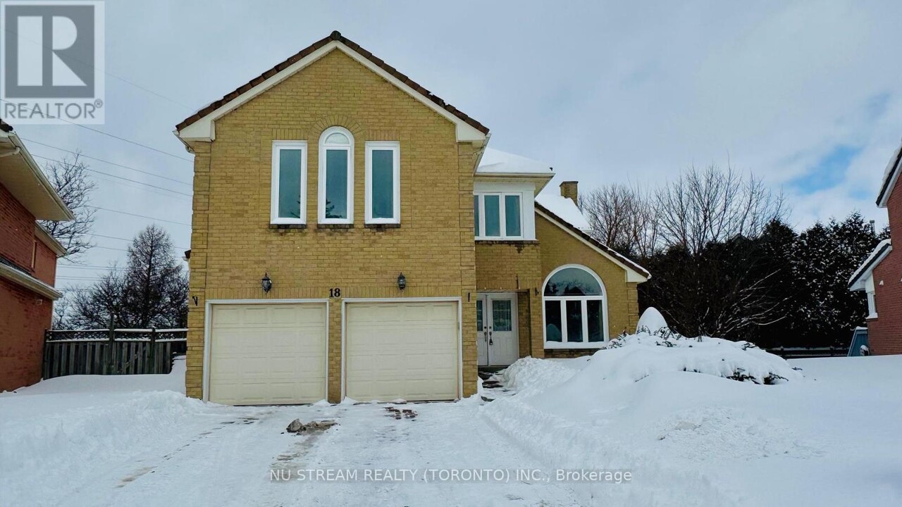 18 Ellingwood Ct in Markham, ON - Building Photo