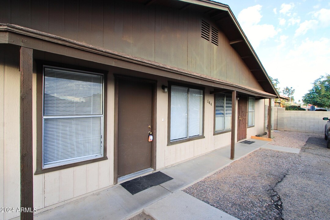 544 W 9th St in Mesa, AZ - Building Photo