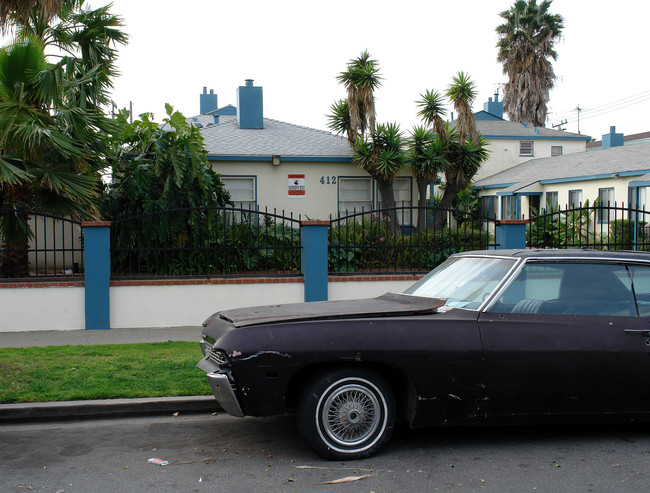 412 E 99th St in Inglewood, CA - Foto de edificio - Building Photo