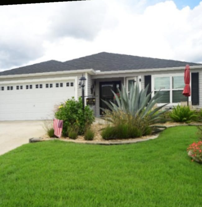 property at 3377 Harris Ct