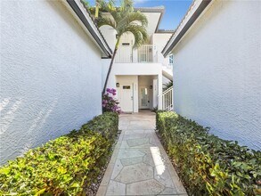 2110 Cay Lagoon Dr in Naples, FL - Building Photo - Building Photo