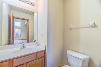 1623 S Candlestick Way in Waukegan, IL - Building Photo - Building Photo