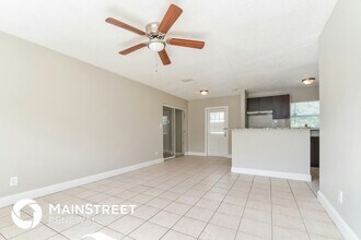 3665 Schwalbe Dr in Sarasota, FL - Building Photo - Building Photo