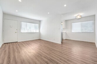 422 Hill St in Santa Monica - 4 blocks to the beach!! in Santa Monica, CA - Foto de edificio - Building Photo