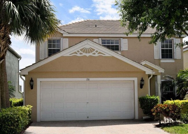 158 Berenger Walk in Royal Palm Beach, FL - Building Photo - Building Photo