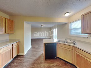 716 Greene Ct in Avon, IN - Building Photo - Building Photo