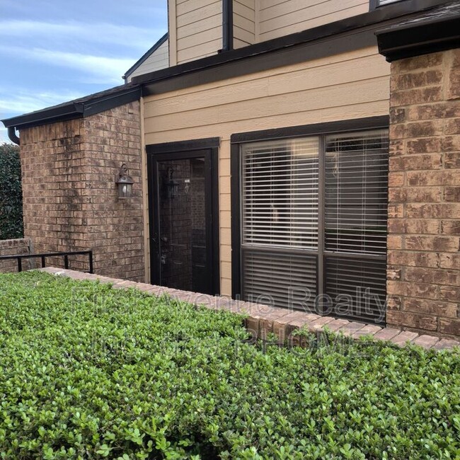 3022 Forest Ln in Dallas, TX - Building Photo - Building Photo