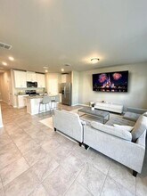 791 Legacy Dr in Davenport, FL - Foto de edificio - Building Photo