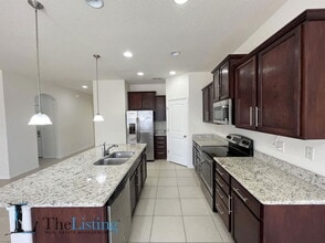 1924 Siesta Falls Ct in Orlando, FL - Building Photo - Building Photo