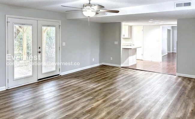 609 Springwood Cir SE in Huntsville, AL - Foto de edificio - Building Photo