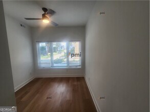 6305 Shannon Pkwy in Union City, GA - Building Photo - Building Photo