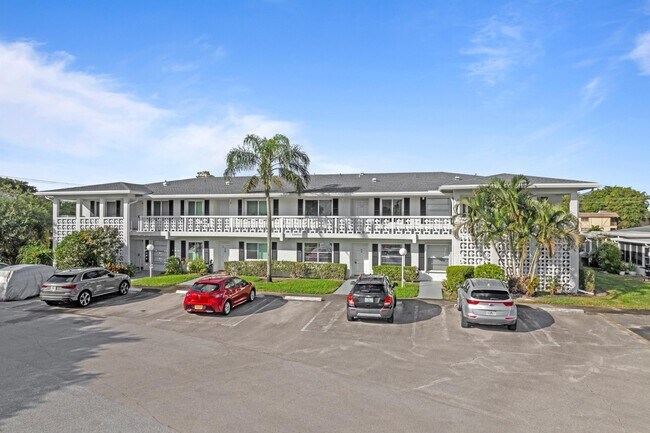 2915 SW 15th St in Delray Beach, FL - Building Photo - Building Photo