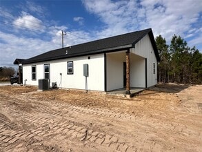 6416 Rd 5503 in Cleveland, TX - Building Photo - Building Photo