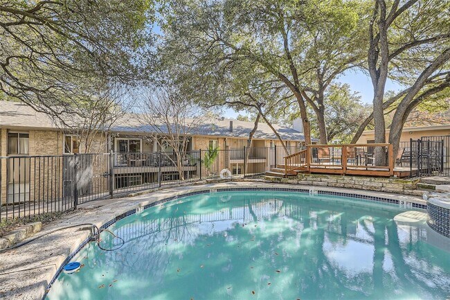3018 S 1st St, Unit 204 in Austin, TX - Building Photo - Building Photo