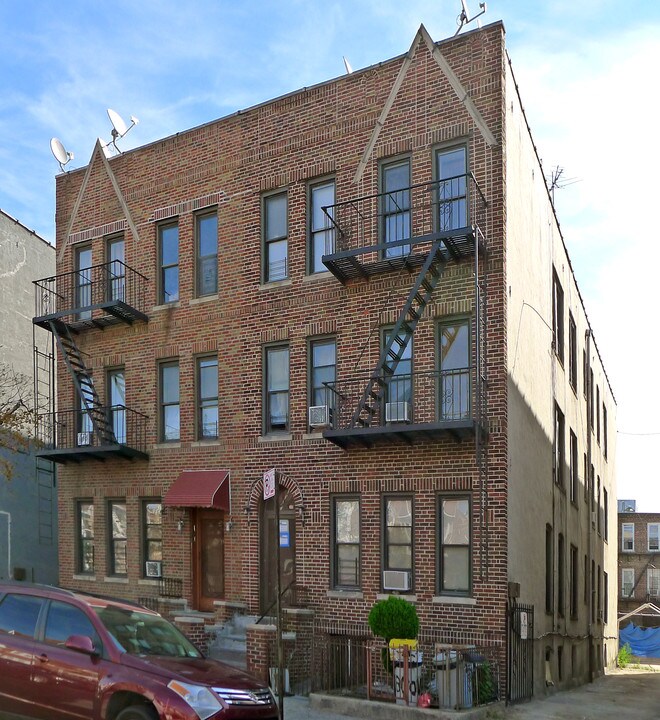 308 Covert St in Brooklyn, NY - Building Photo