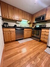 165 Quincy Shore Dr, Unit C21 in Quincy, MA - Foto de edificio - Building Photo