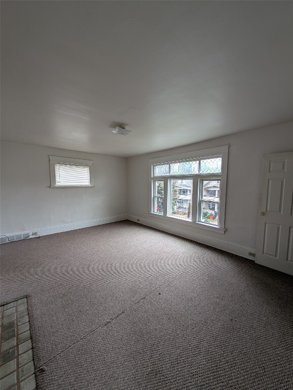 639 W 5th St in Erie, PA - Building Photo - Building Photo