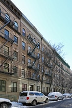 132 West 109th Street in New York, NY - Building Photo - Building Photo