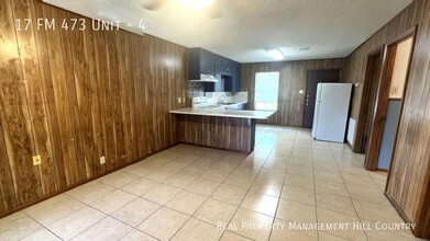 17 Ranch to Market Rd 473 in Comfort, TX - Building Photo - Building Photo