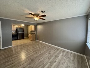 2710 NW Hilltop Dr in Lawton, OK - Building Photo - Building Photo