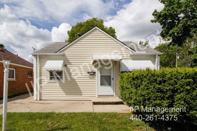 12612 Erwin Ave in Cleveland, OH - Building Photo - Building Photo