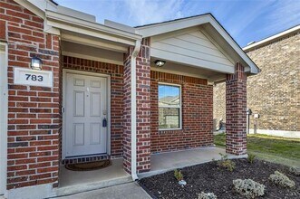 783 Myrtle Ln in Princeton, TX - Foto de edificio - Building Photo