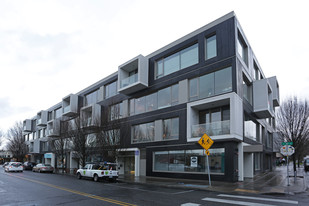 Sunrose in Portland, OR - Building Photo