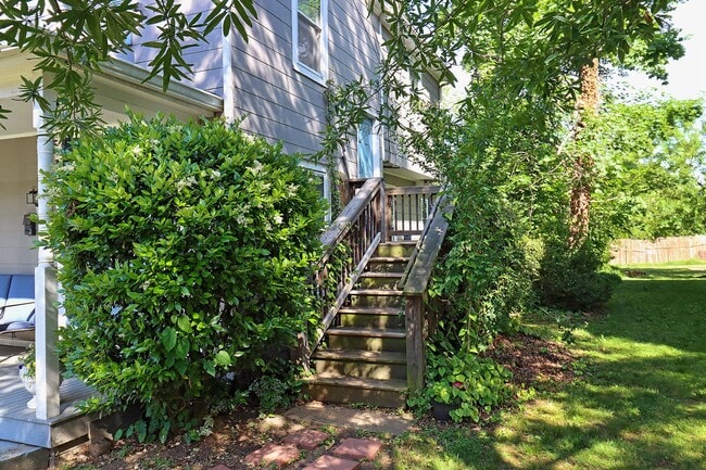 136 Goodman St in Charlottesville, VA - Building Photo - Building Photo