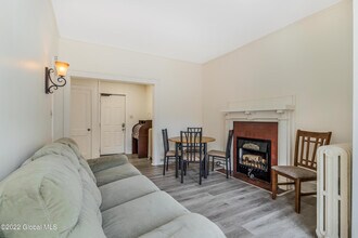 2209 15th St in Troy, NY - Building Photo - Building Photo