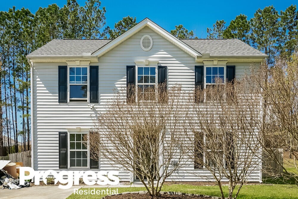 206 Mingocrest Dr in Knightdale, NC - Building Photo