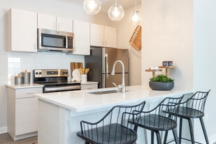 Chelsea Park West in Traverse City, MI - Building Photo