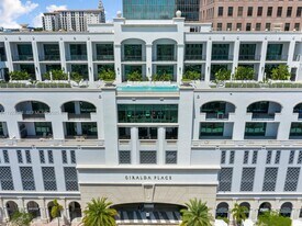 275 Giralda Ave in Coral Gables, FL - Building Photo