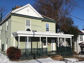 1024 Cabell St in Lynchburg, VA - Building Photo - Building Photo