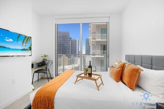 227 NE 2nd St in Miami, FL - Building Photo - Building Photo