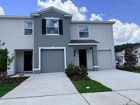 32492 Welling Blade Lp in Wesley Chapel, FL - Building Photo