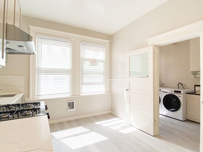 527 Union St in San Francisco, CA - Foto de edificio - Building Photo