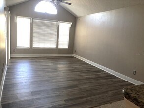 1057 S Hiawassee Rd in Orlando, FL - Building Photo - Building Photo