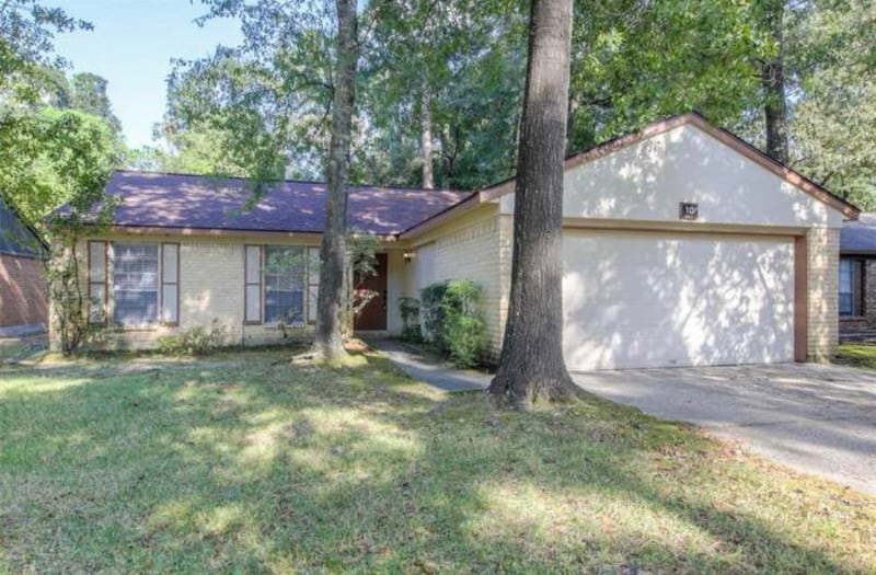 10 N Circlewood Glen in Spring, TX - Building Photo