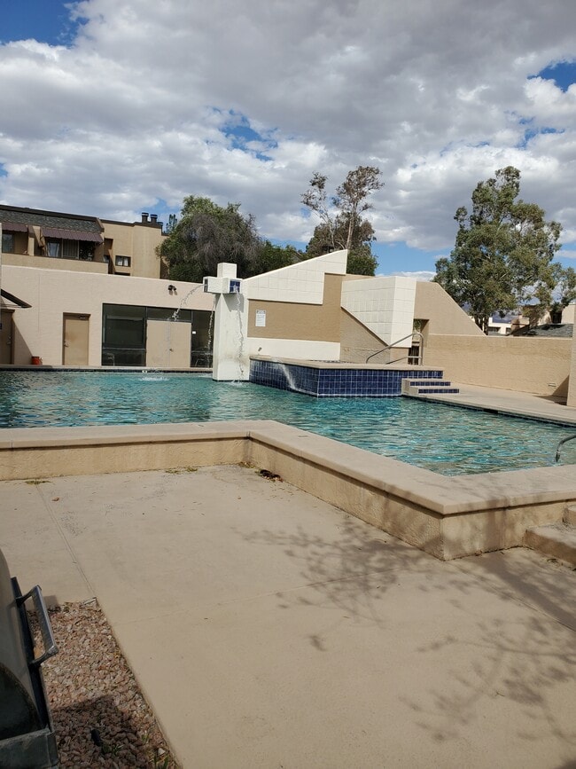 property at 7615 E Callisto Cir