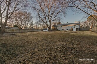 24331 Davids Ct in Naperville, IL - Building Photo - Building Photo